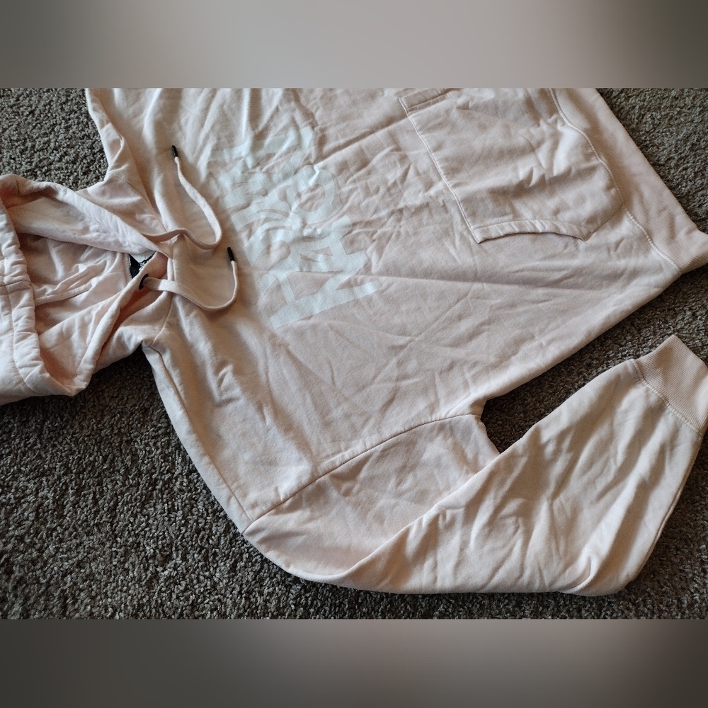 Human Nation Light Pink Pullover Hoodie NWT - Picture 4 of 8